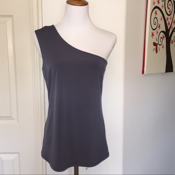 bobeau Tops - Bobeau one shoulder top